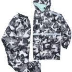 Equipo de lluvia camuflado gris premium